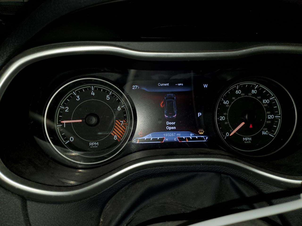 2014 Jeep Grand Cherokee - Image 9