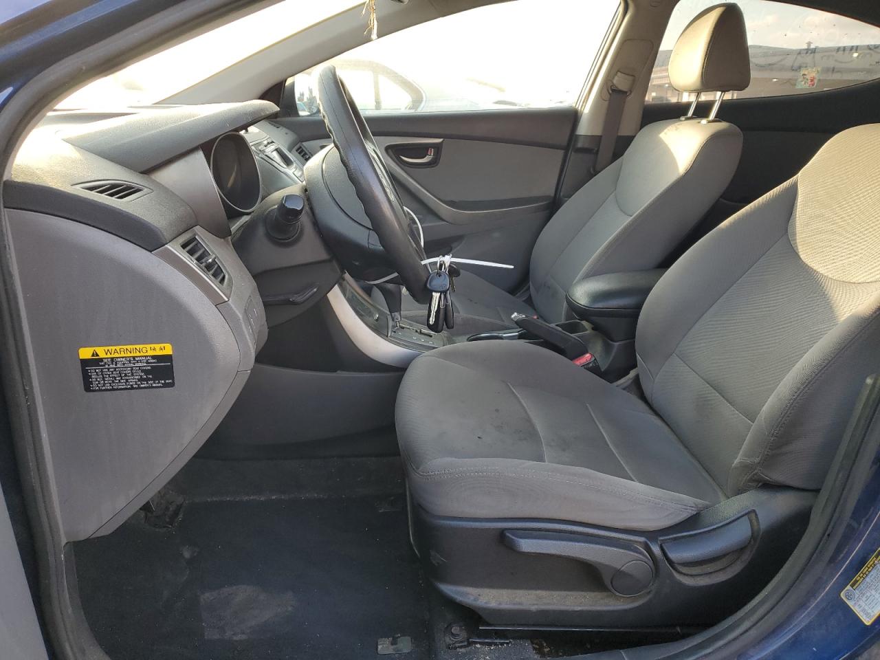 2013 Hyundai Elantra - Image 7