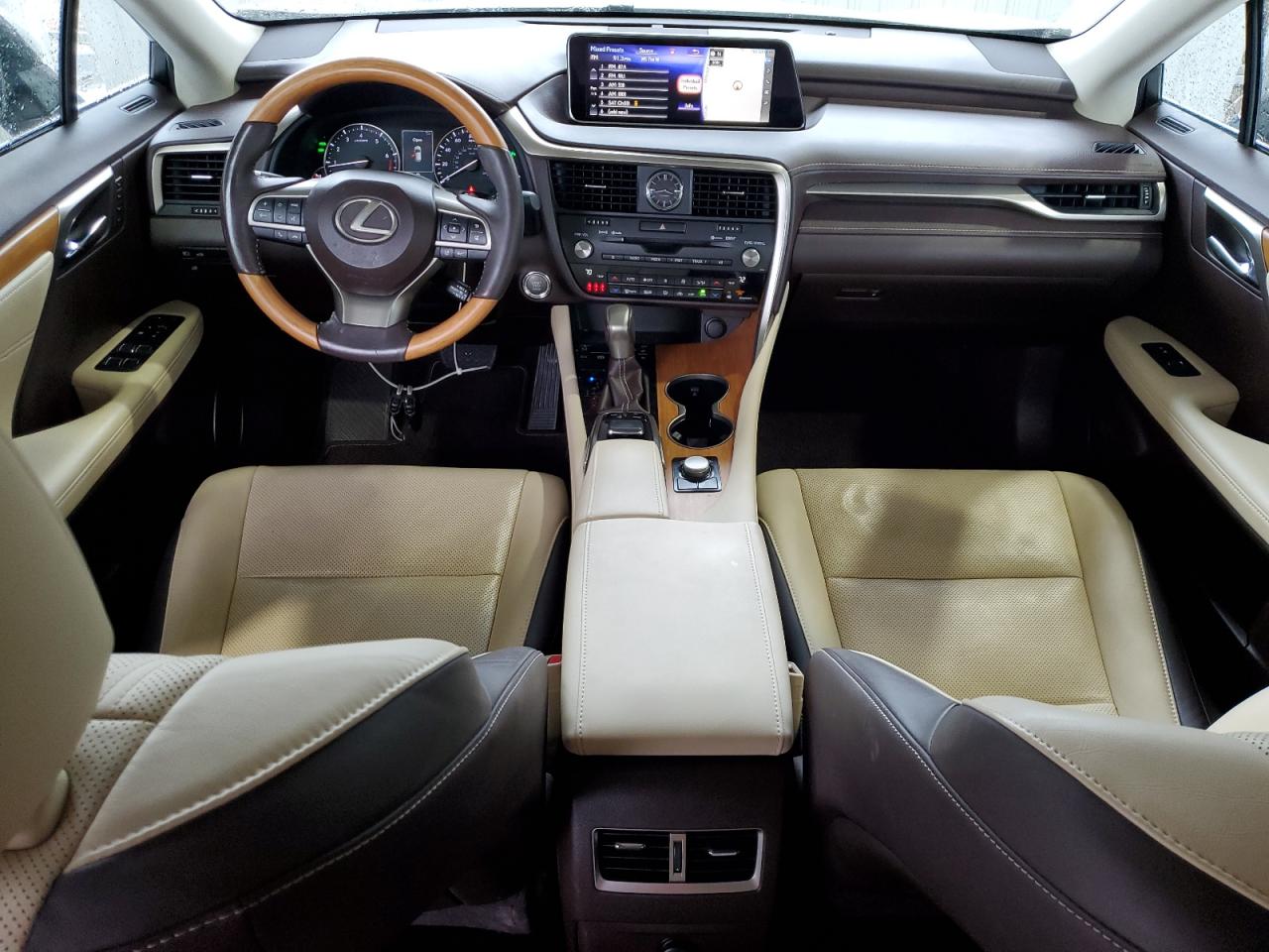 2017 Lexus RX - Image 8