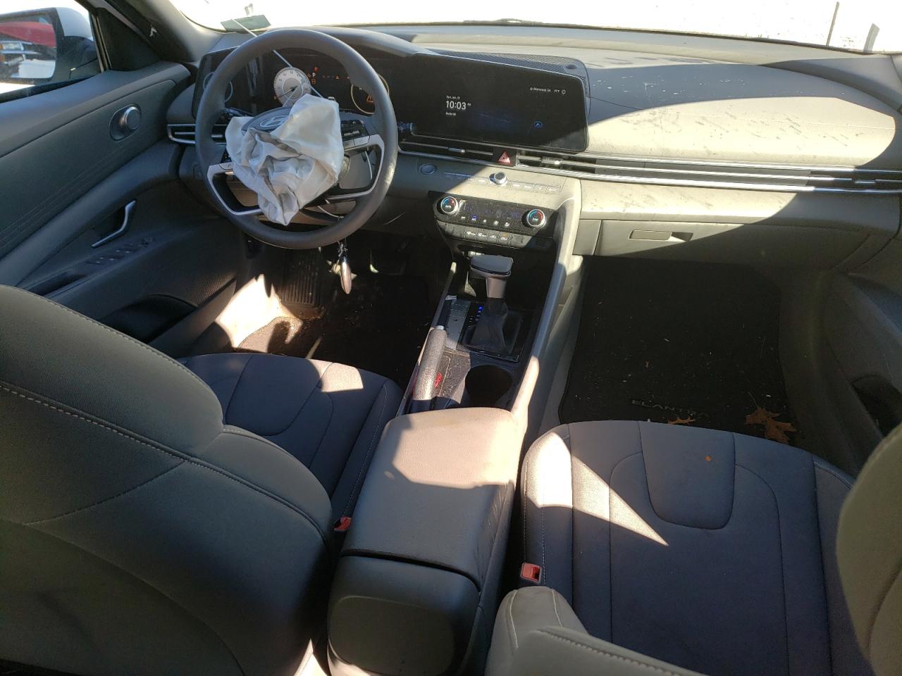 2024 Hyundai Elantra - Image 8