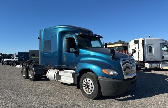 2018 International Lt625 