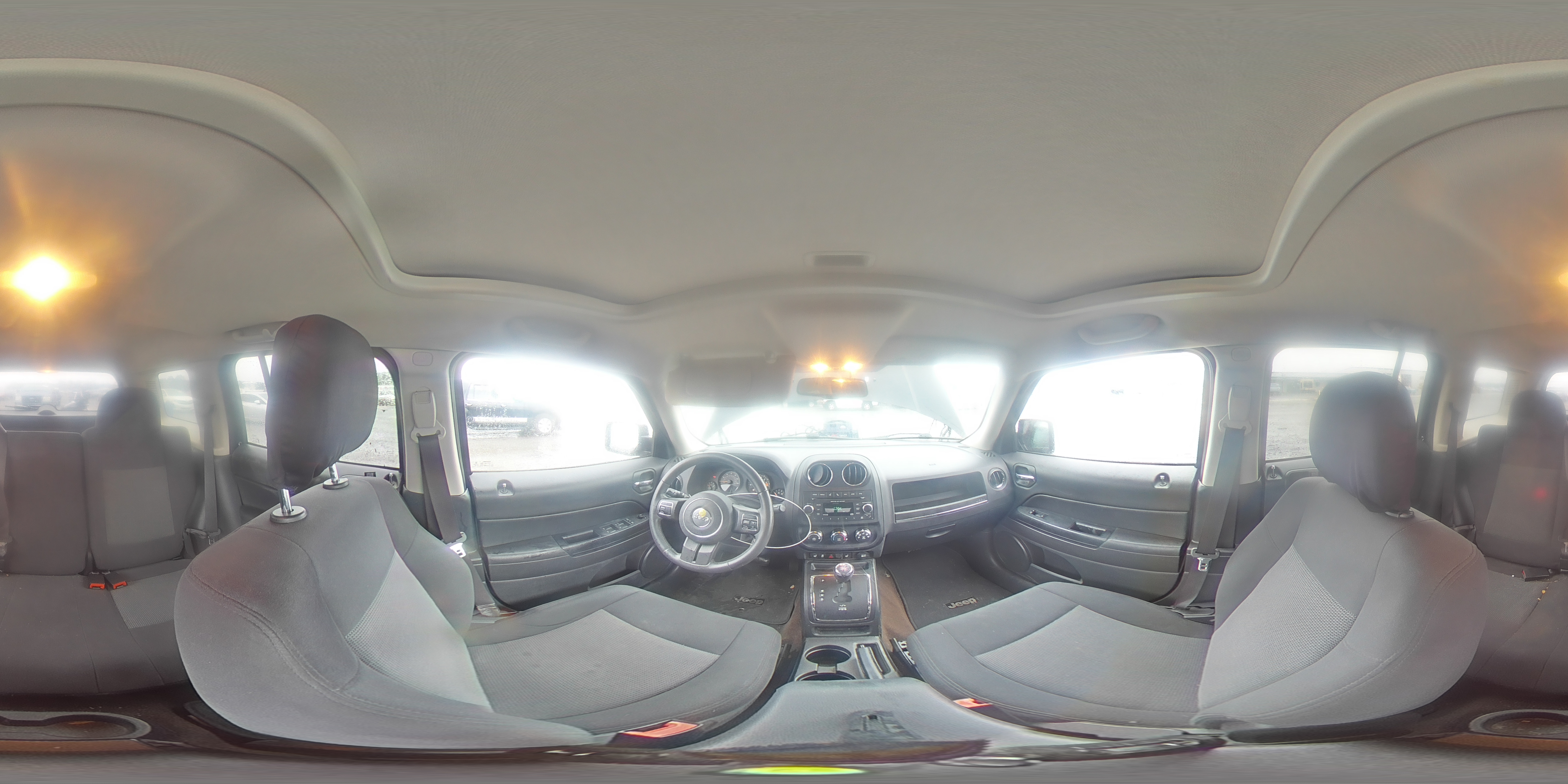 2014 Jeep Liberty (Patriot) - Image 13