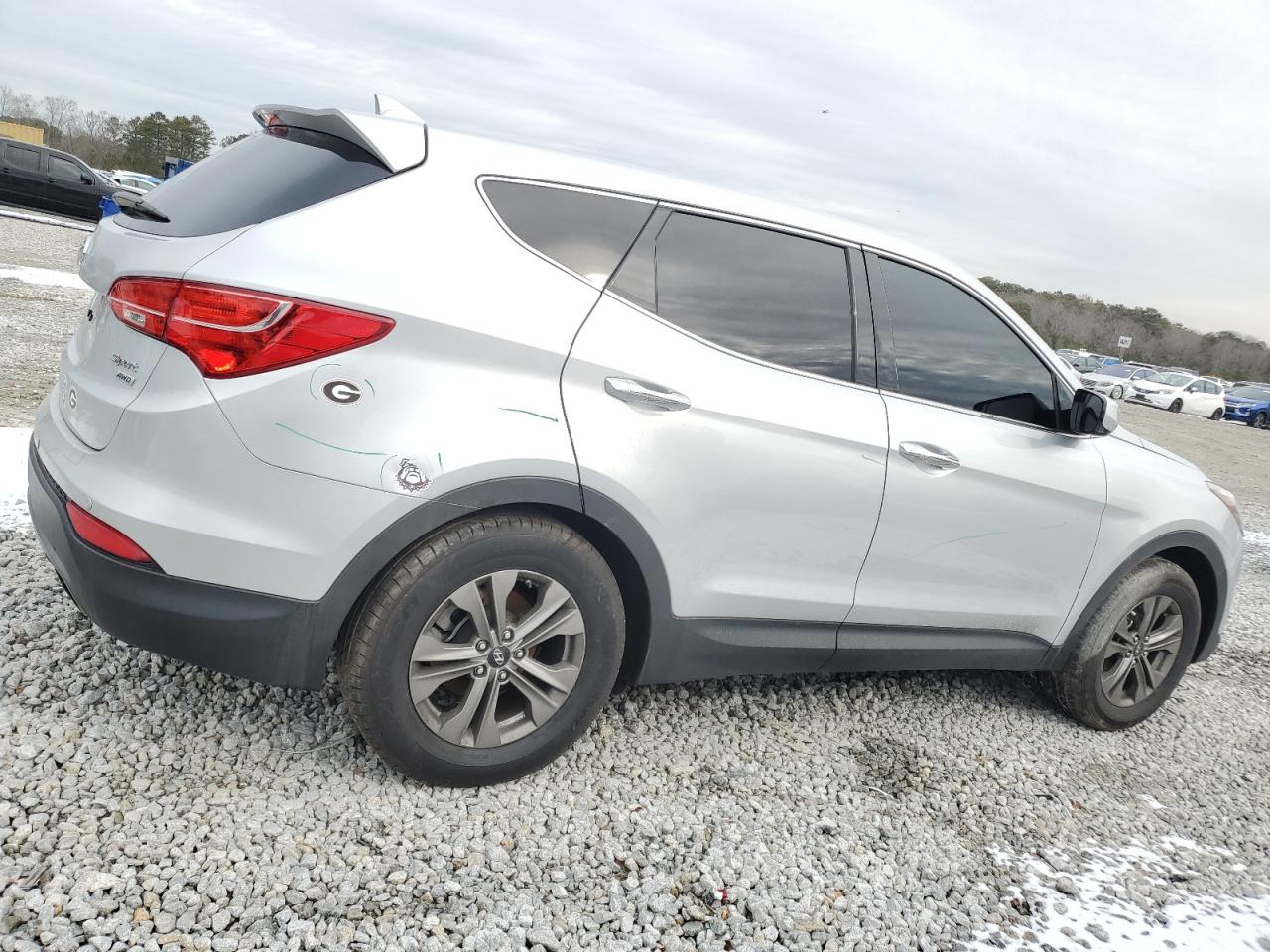 2016 Hyundai Santa Fe - Image 3