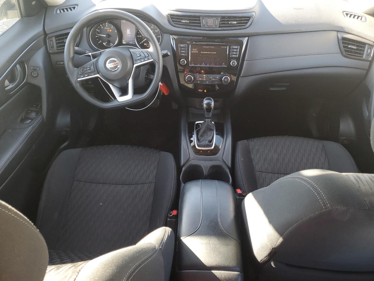 2020 Nissan Rogue - Image 8