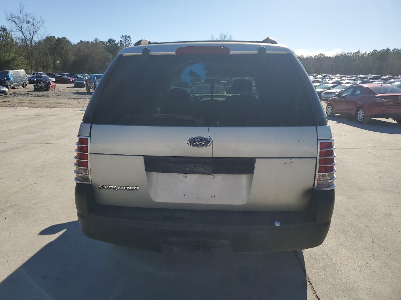 2004 Ford Explorer - Image 6
