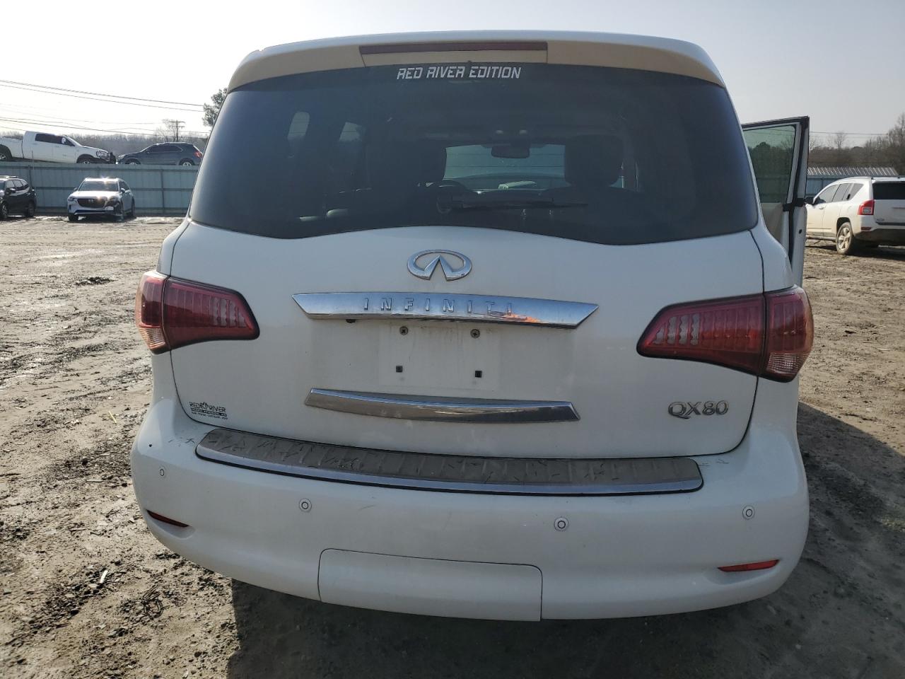 2014 Infiniti QX80 - Image 6