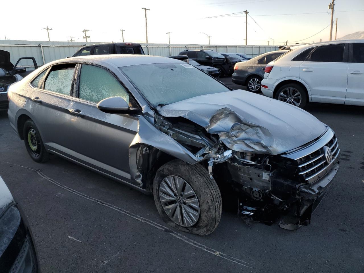 2019 Volkswagen Jetta - Image 4