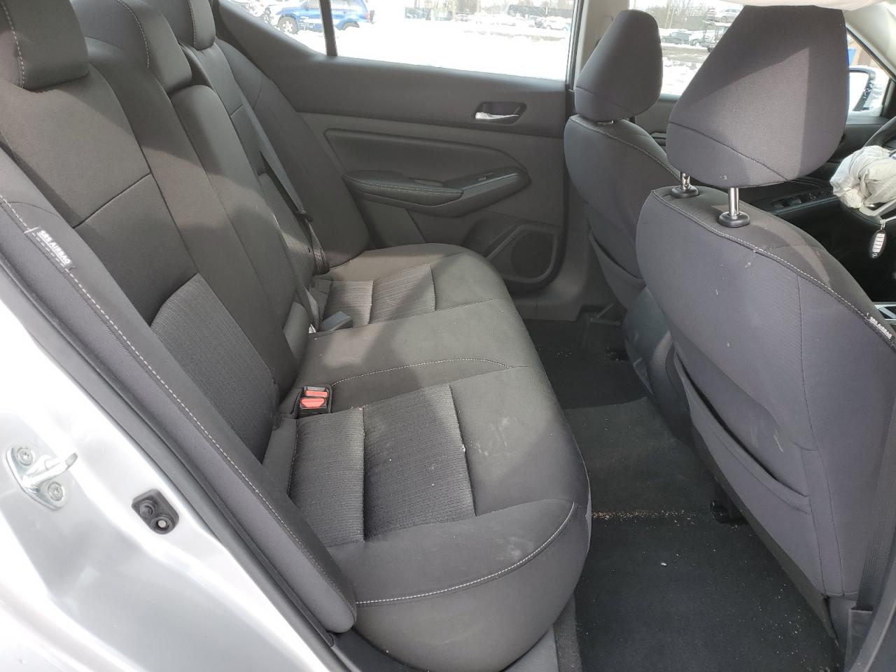 2020 Nissan Altima - Image 10