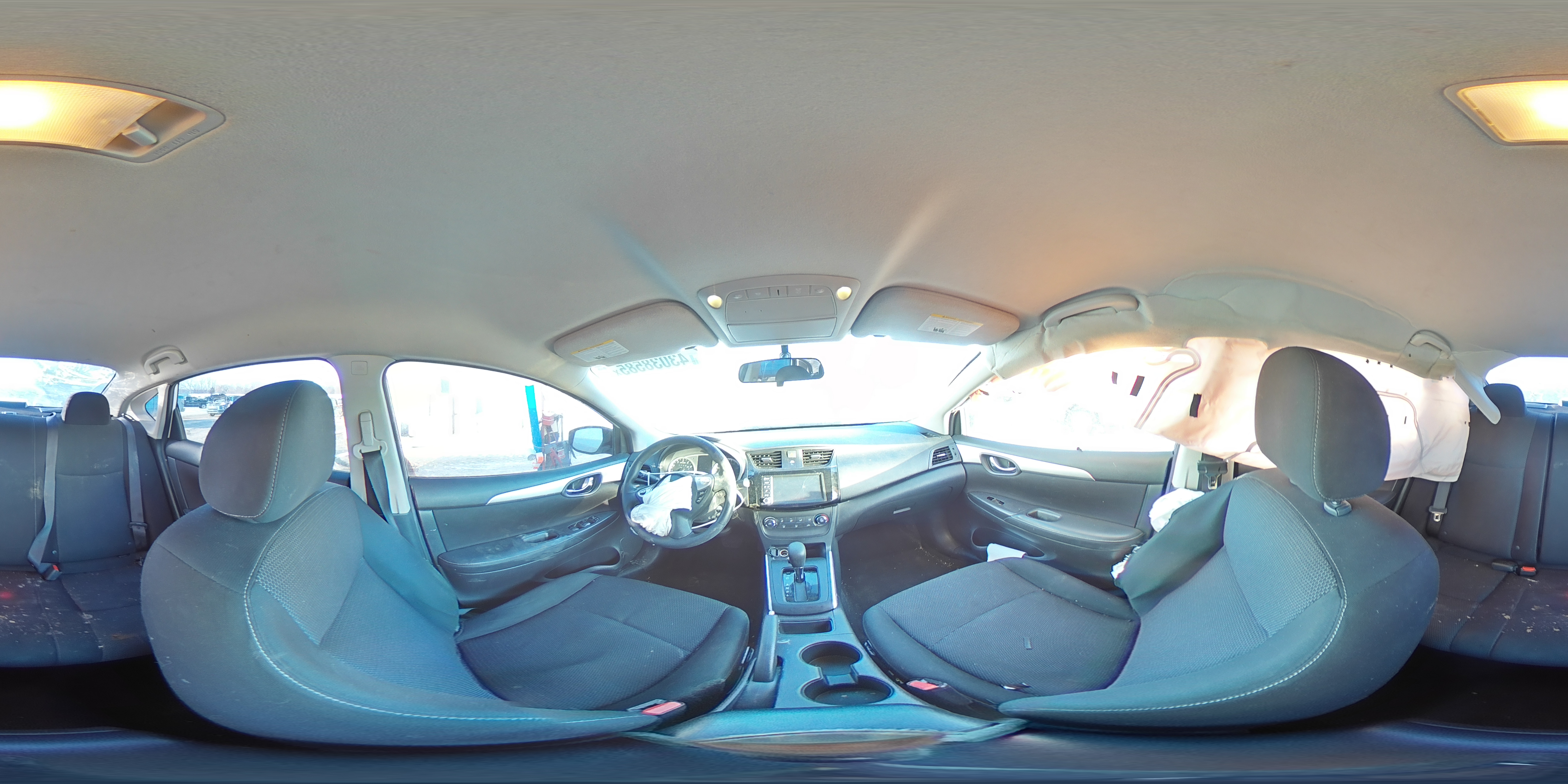 2019 Nissan Sentra - Image 13