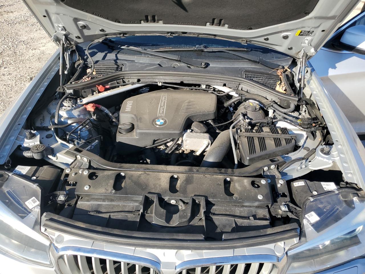 2017 BMW X4 - Image 11