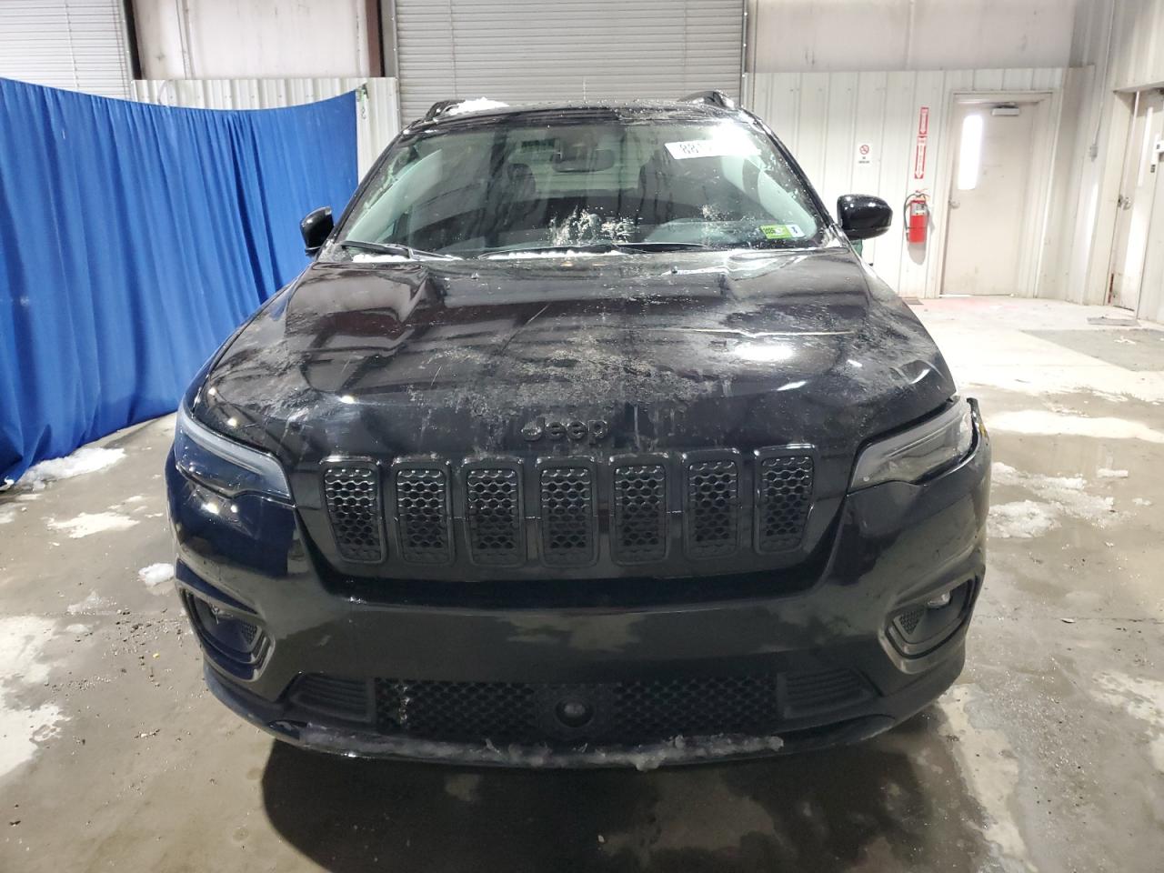 2023 Jeep Cherokee - Image 5