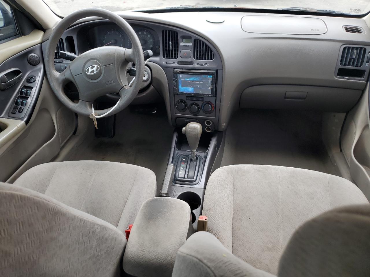 2006 Hyundai Elantra - Image 8