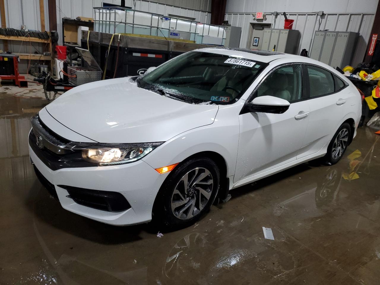 VIN 19XFC2F79GE201897 2016 HONDA CIVIC no.1