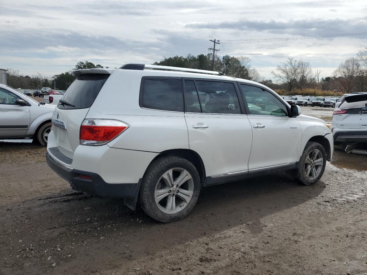 2012 Toyota Highlander - Image 3
