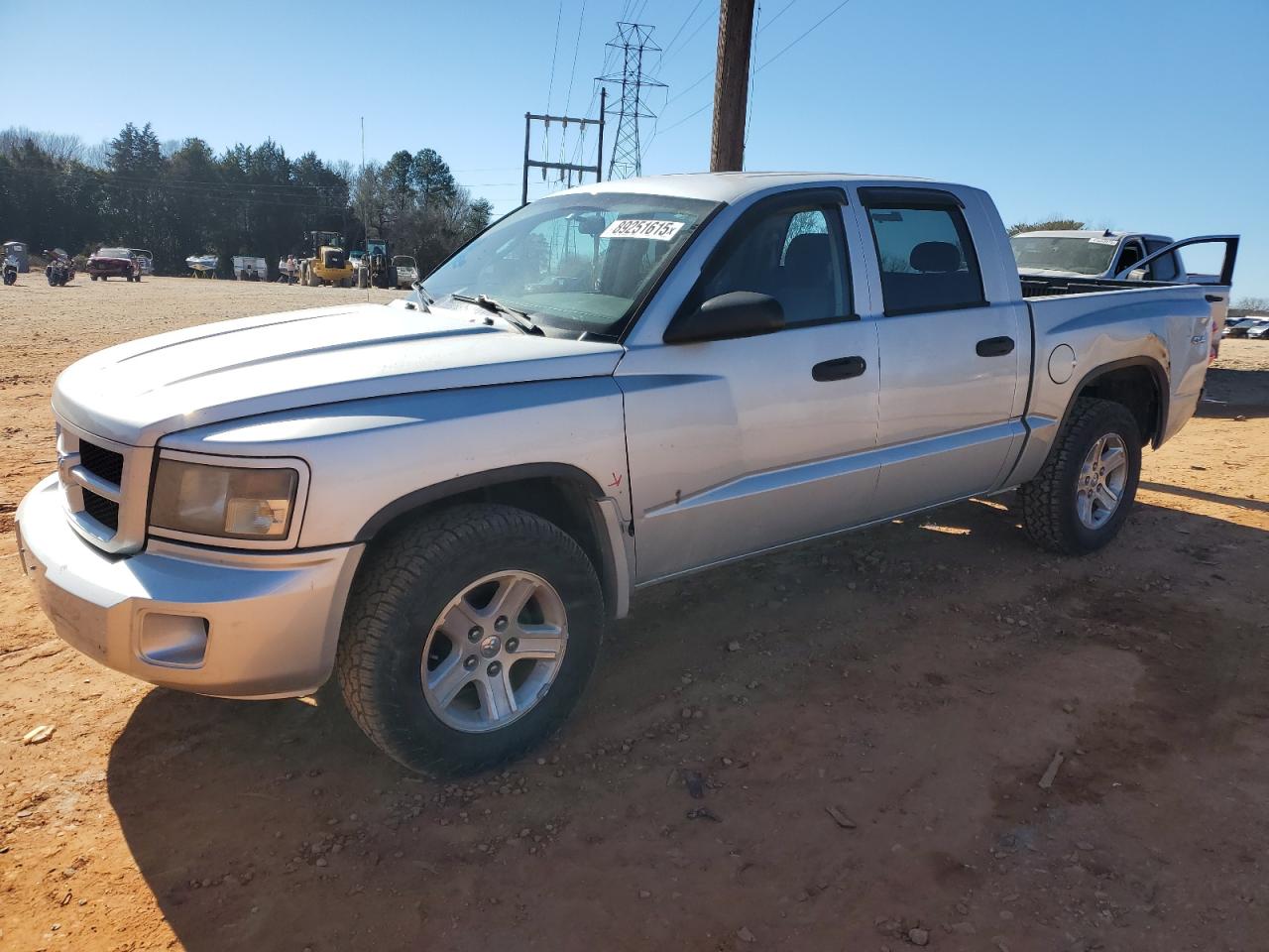 2011 Dodge Dakota - Image 1