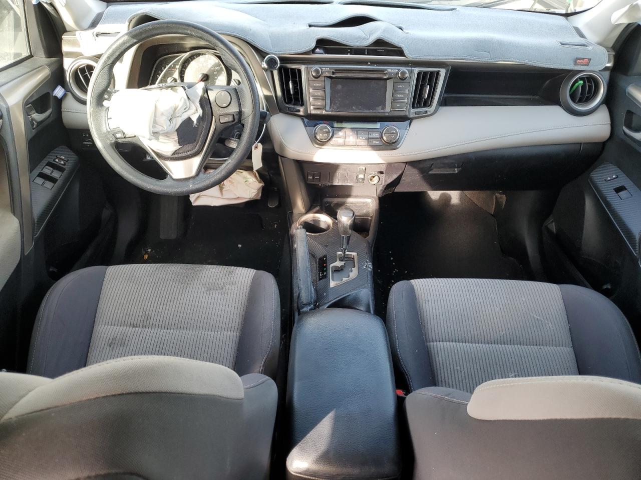 2015 Toyota RAV 4 - Image 8