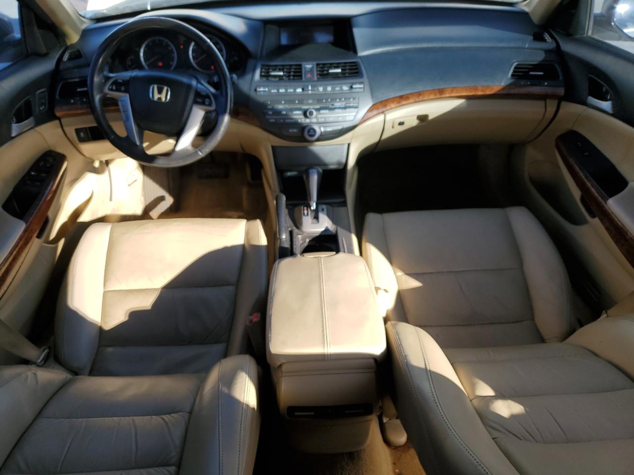 2012 Honda Accord - Image 8