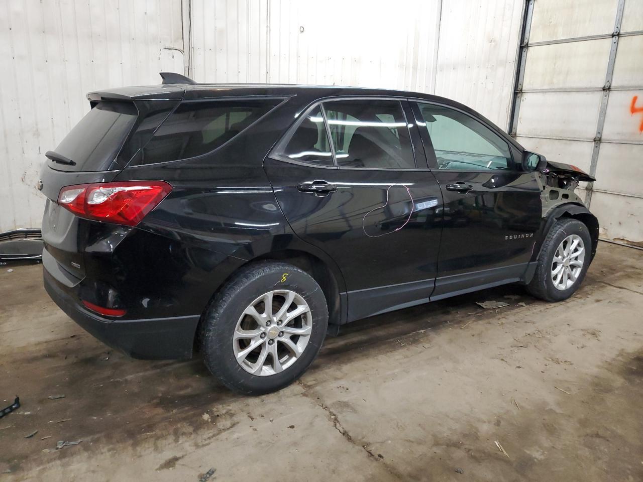 2019 Chevrolet Equinox - Image 3
