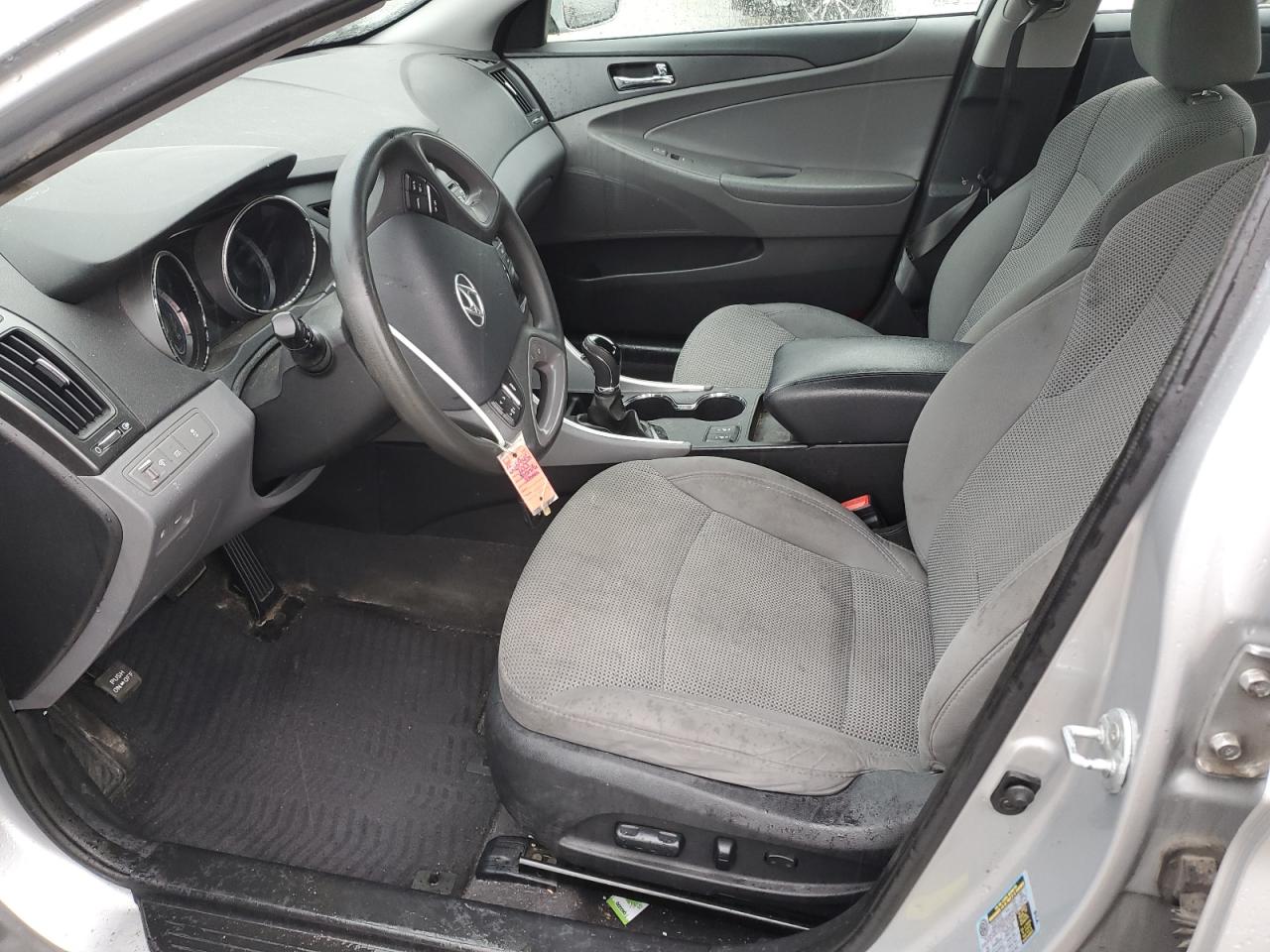 2013 Hyundai Sonata - Image 7