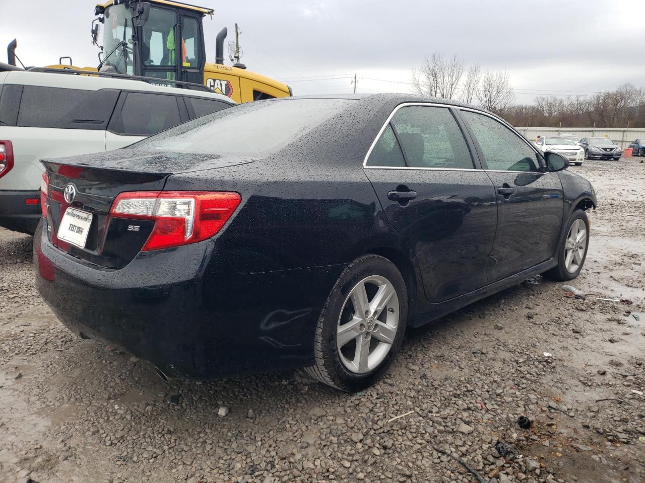 2014 Toyota Camry - Image 3