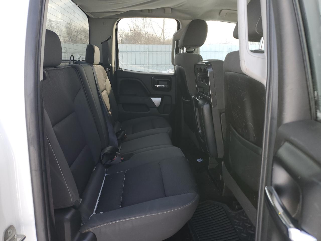 2014 Chevrolet Silverado - Image 10