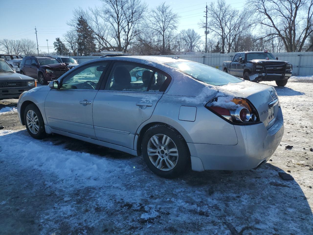 2011 Nissan Altima - Image 2