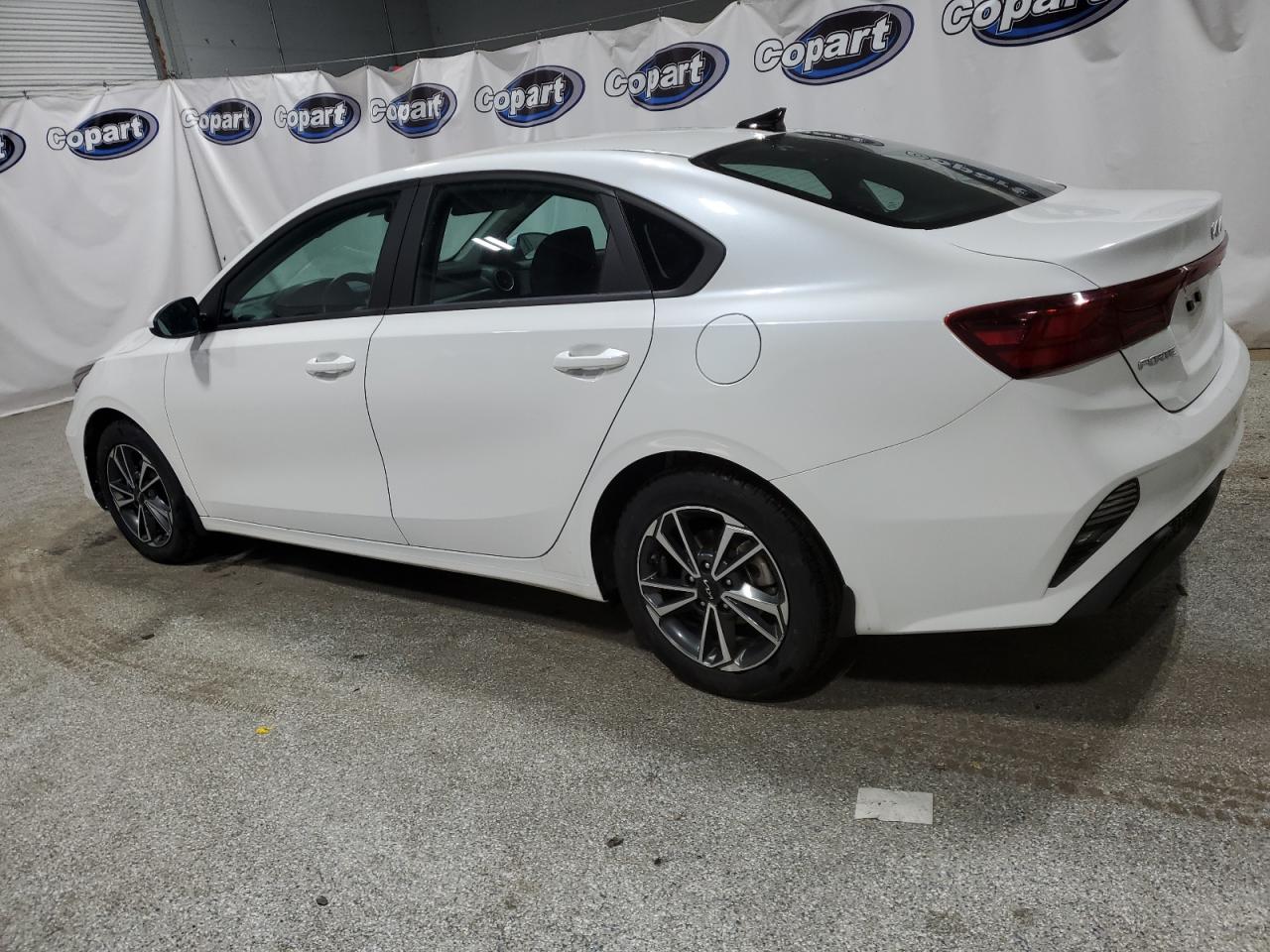 2023 Kia Forte - Image 2
