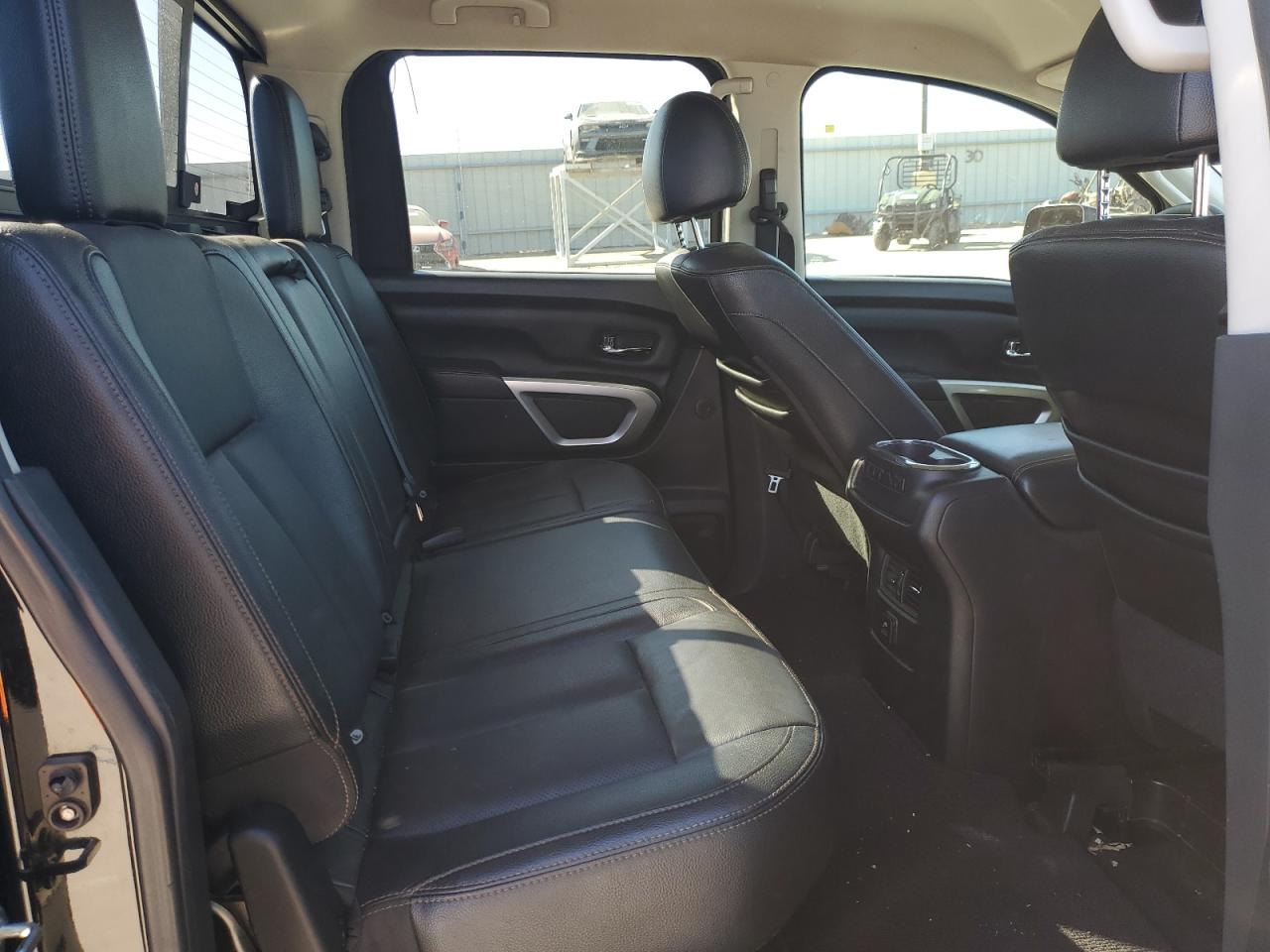 2017 Nissan Titan - Image 11