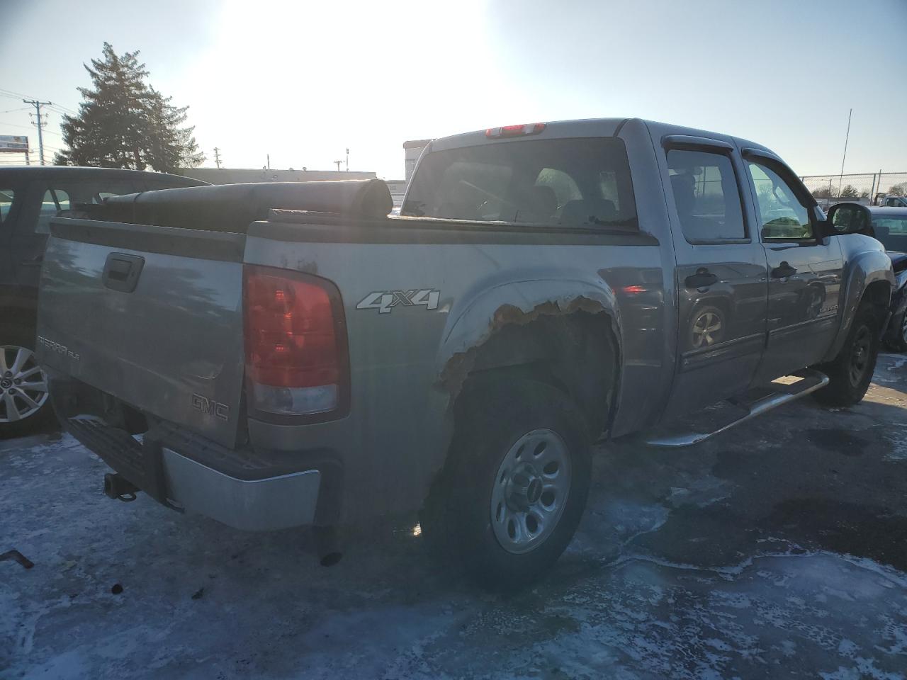 2009 GMC Sierra - Image 3