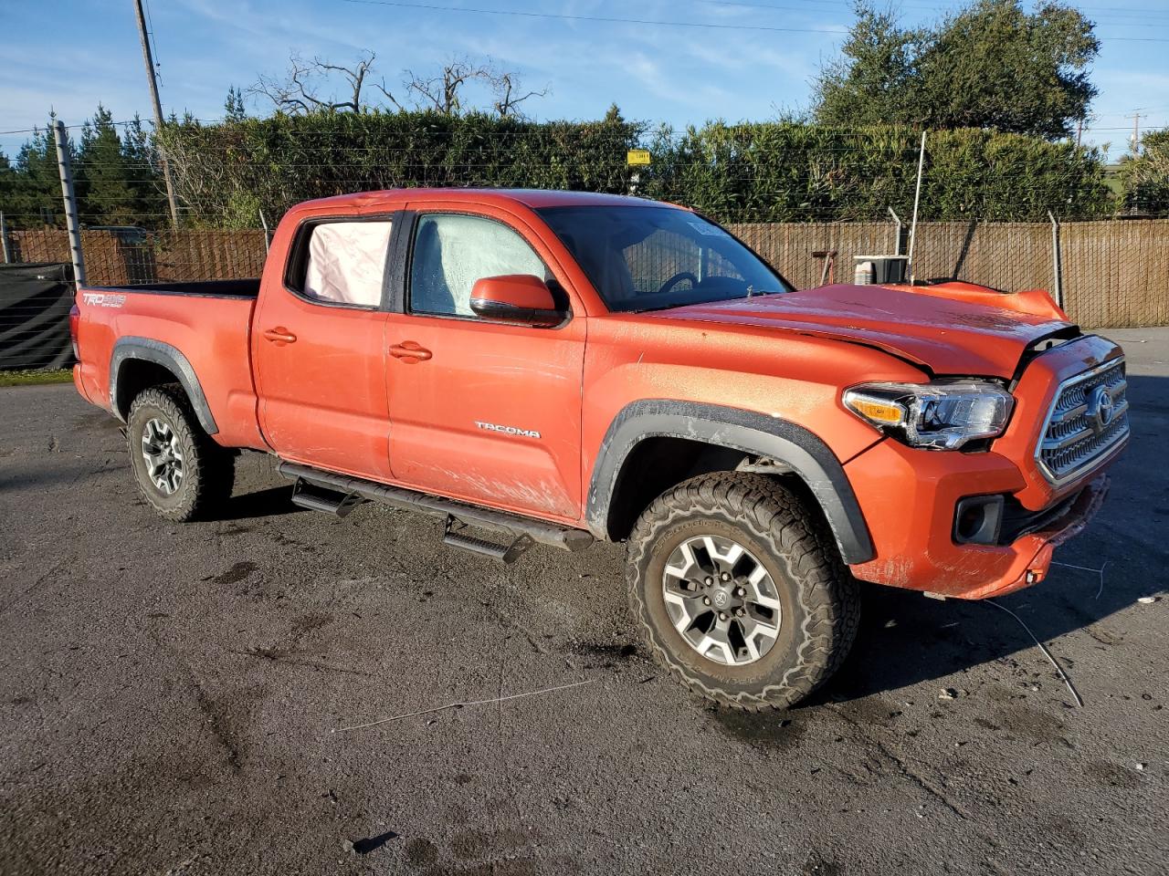 2016 Toyota Tacoma - Image 4