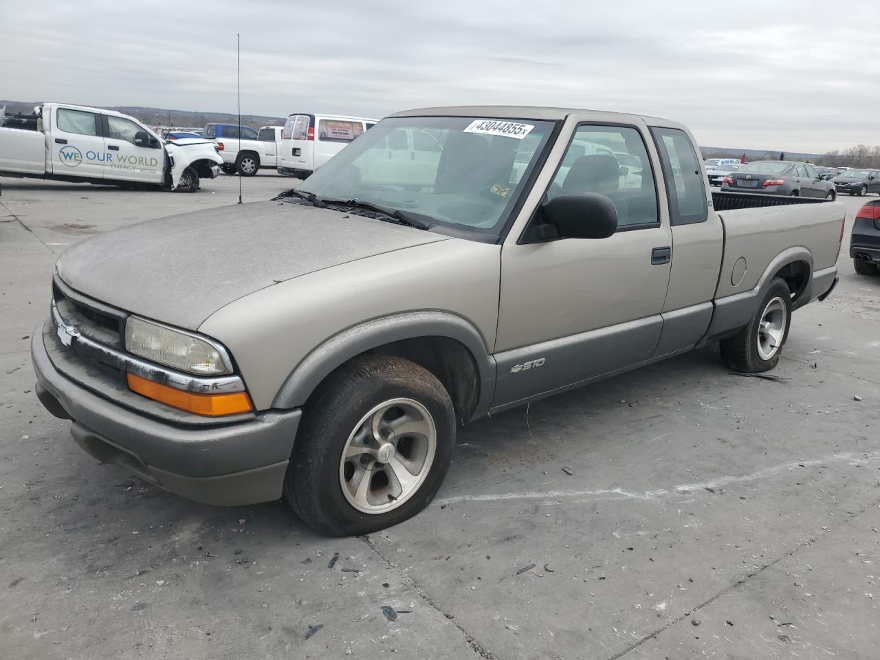 2000 Chevrolet S-10 Pickup - Image 1