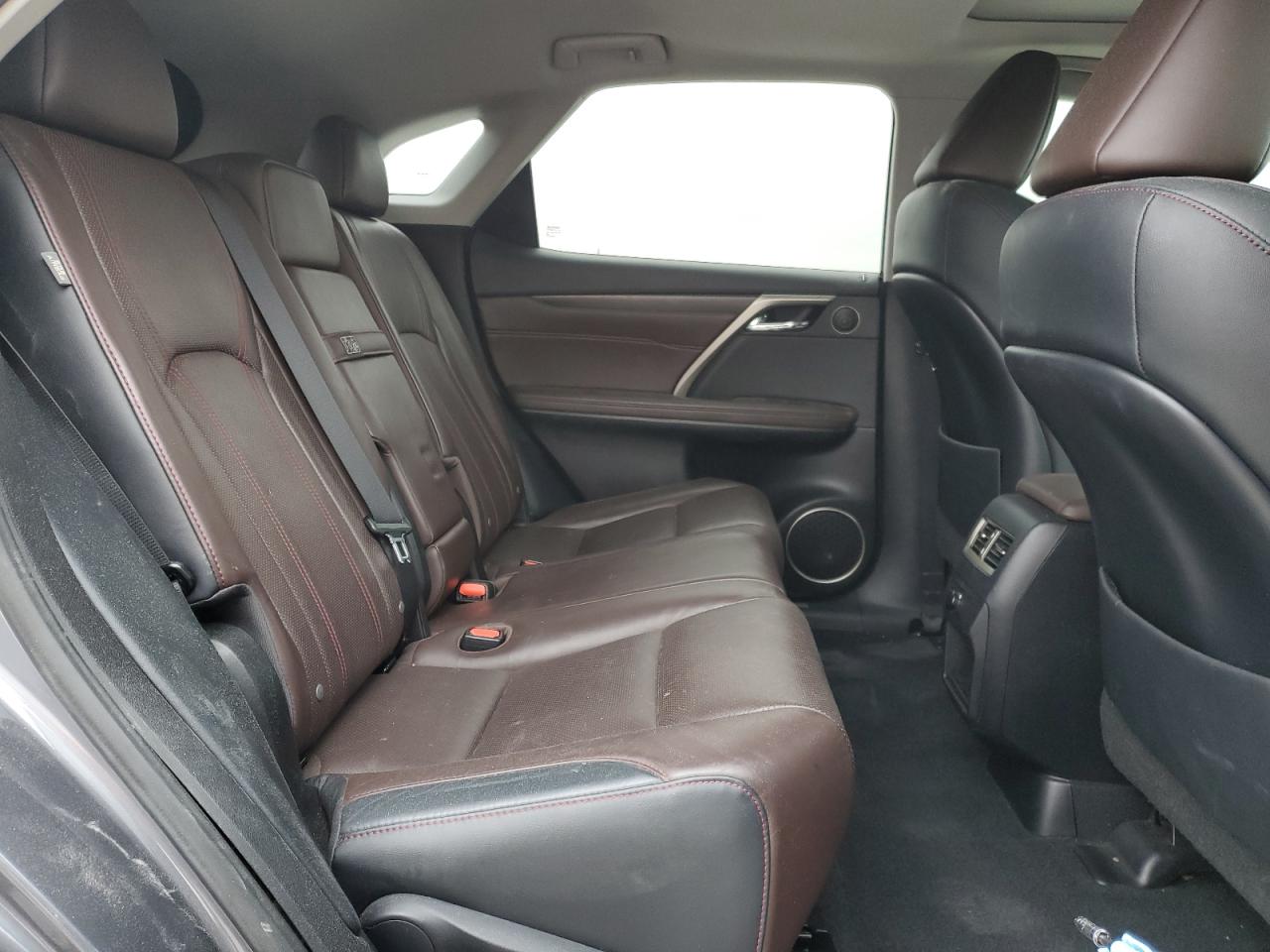2017 Lexus RX - Image 10