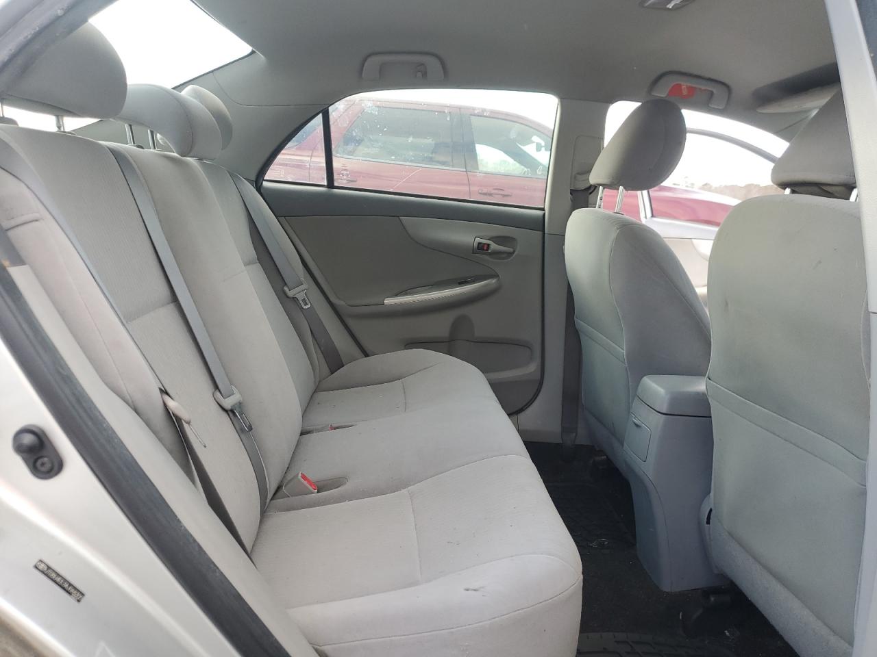 2010 Toyota Corolla - Image 10