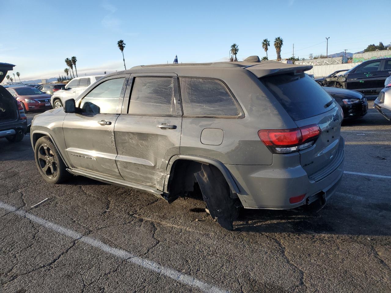 2019 Jeep Grand Cherokee - Image 2