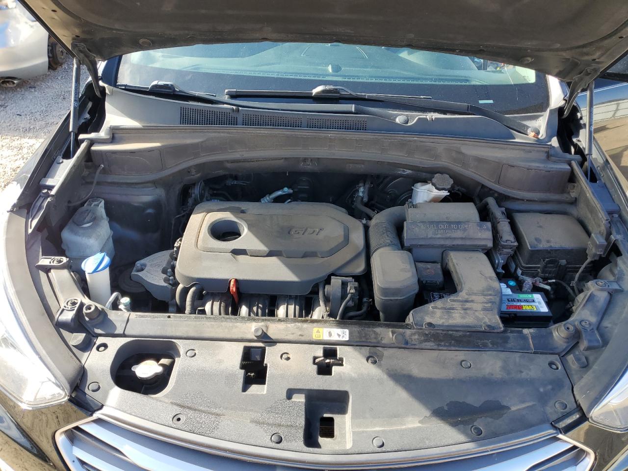 2018 Hyundai Santa Fe - Image 12