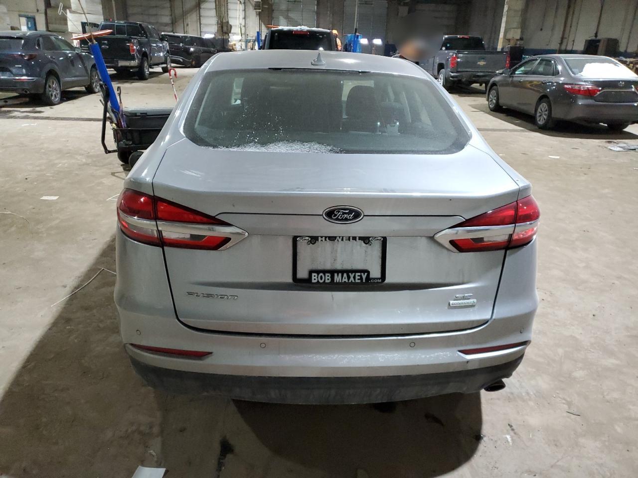 2020 Ford Fusion - Image 6