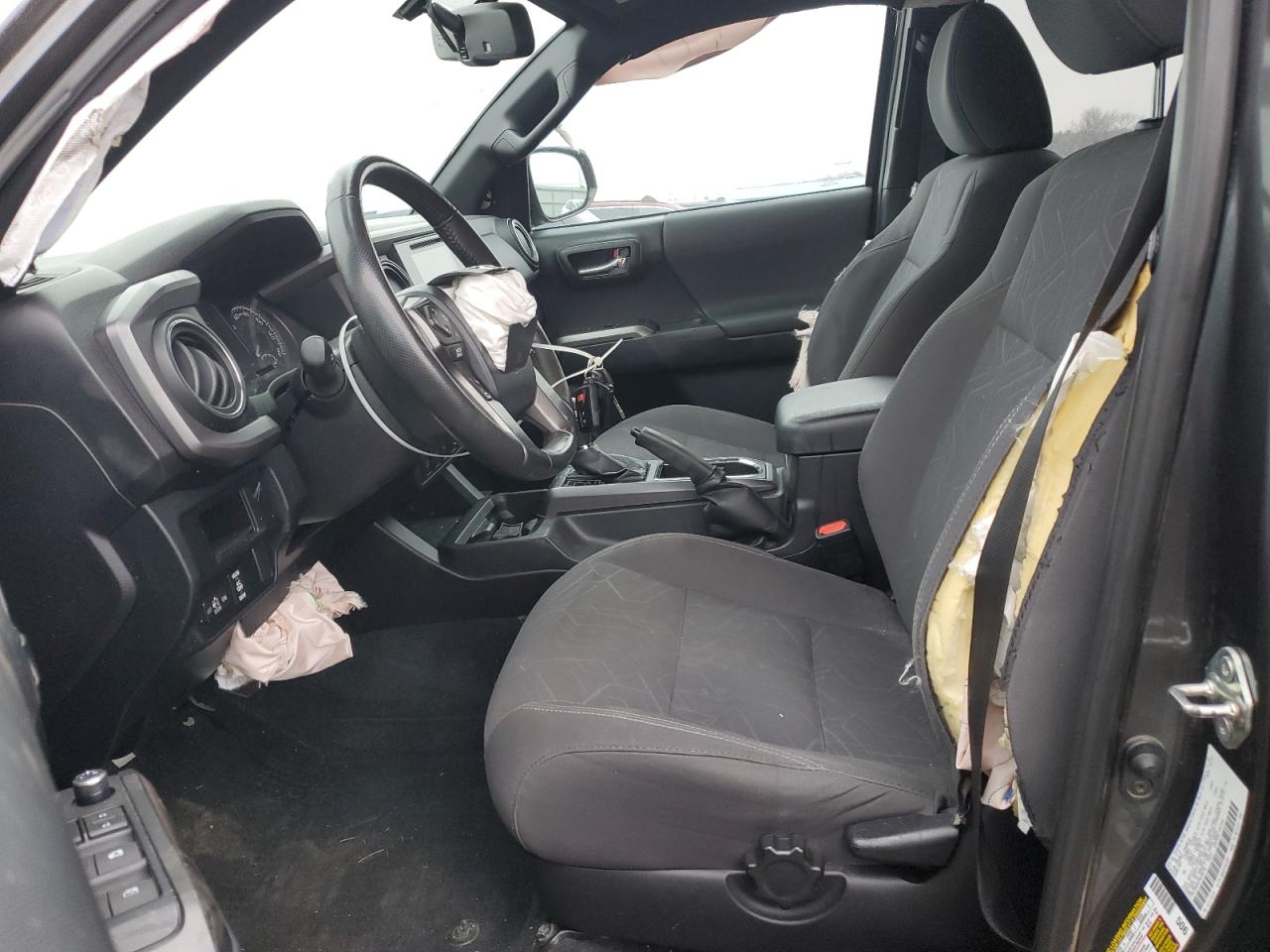 2016 Toyota Tacoma - Image 7
