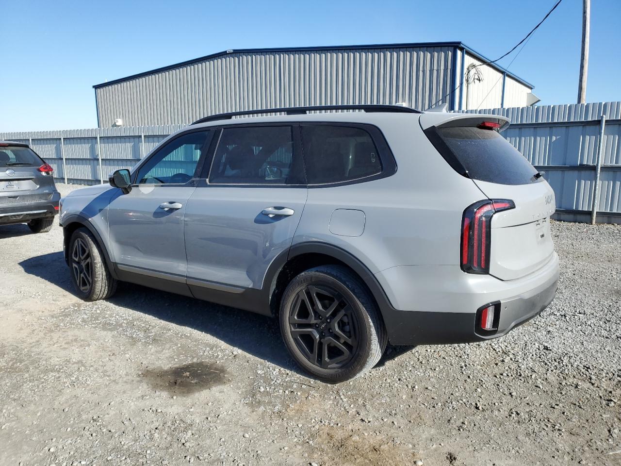 2023 Kia Telluride - Image 2