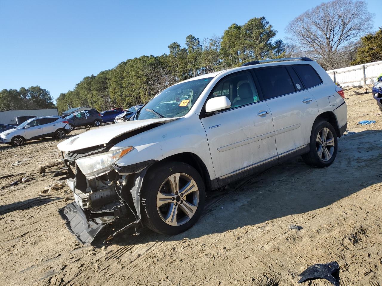 2011 Toyota Highlander - Image 1