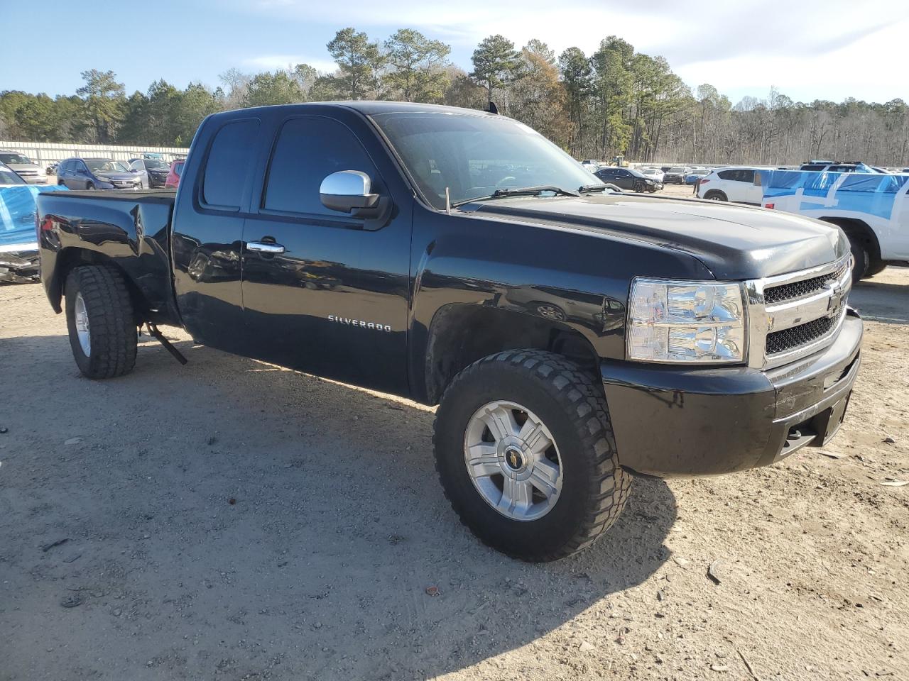 2013 Chevrolet Silverado - Image 4