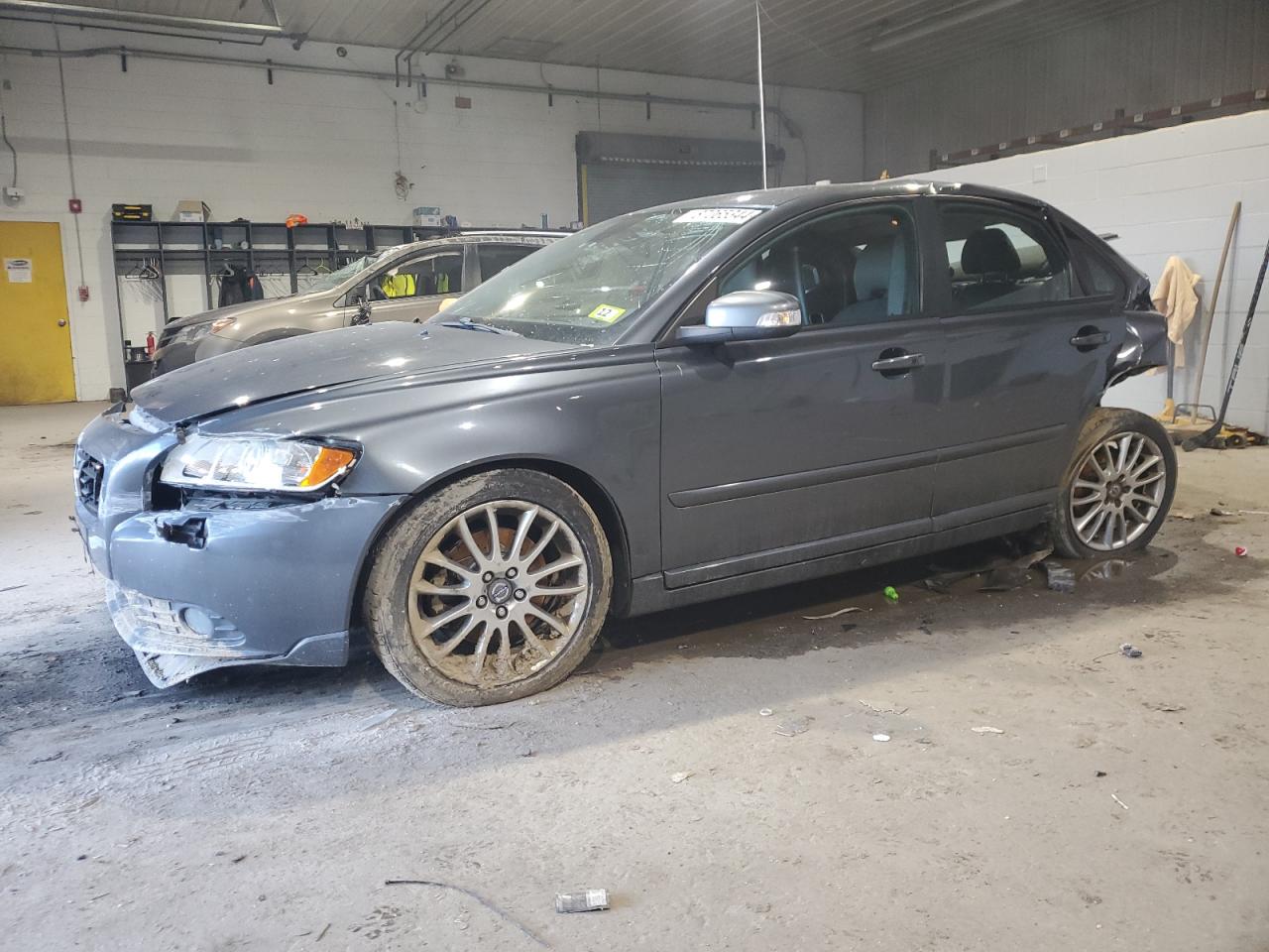 2010 Volvo S40 2.4I en Venta en Candia, NH - All Over