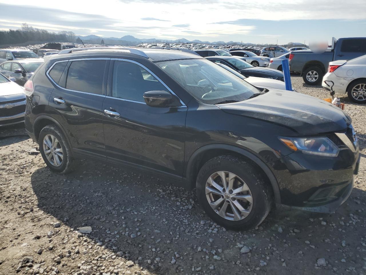 2016 Nissan Rogue - Image 4
