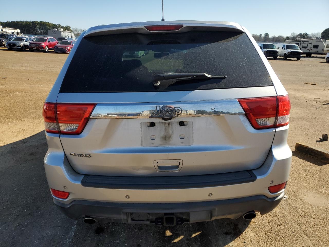 2011 Jeep Grand Cherokee - Image 6
