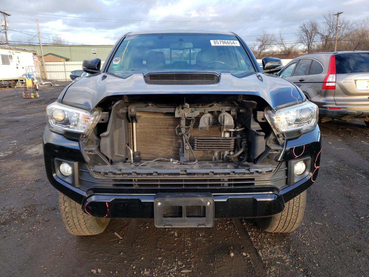 VIN 3TMCZ5AN7HM112975 2017 TOYOTA TACOMA no.5