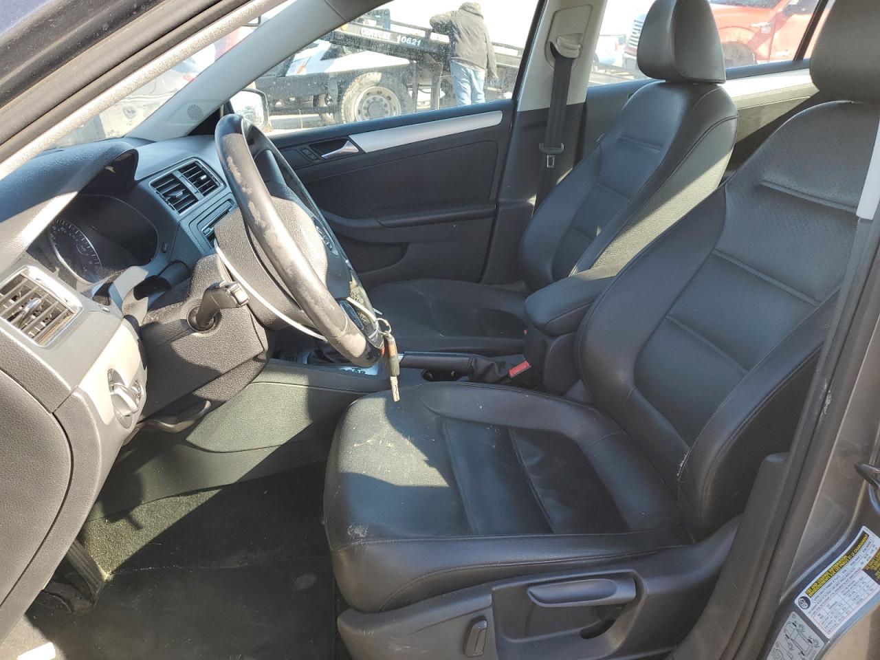2014 Volkswagen Jetta - Image 7