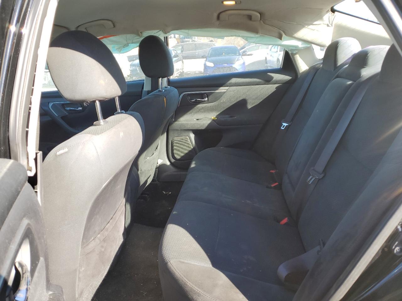 2015 Nissan Altima - Image 11
