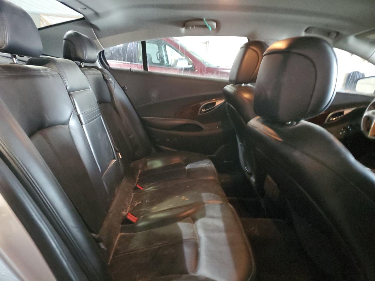 2010 Buick LaCrosse - Image 10