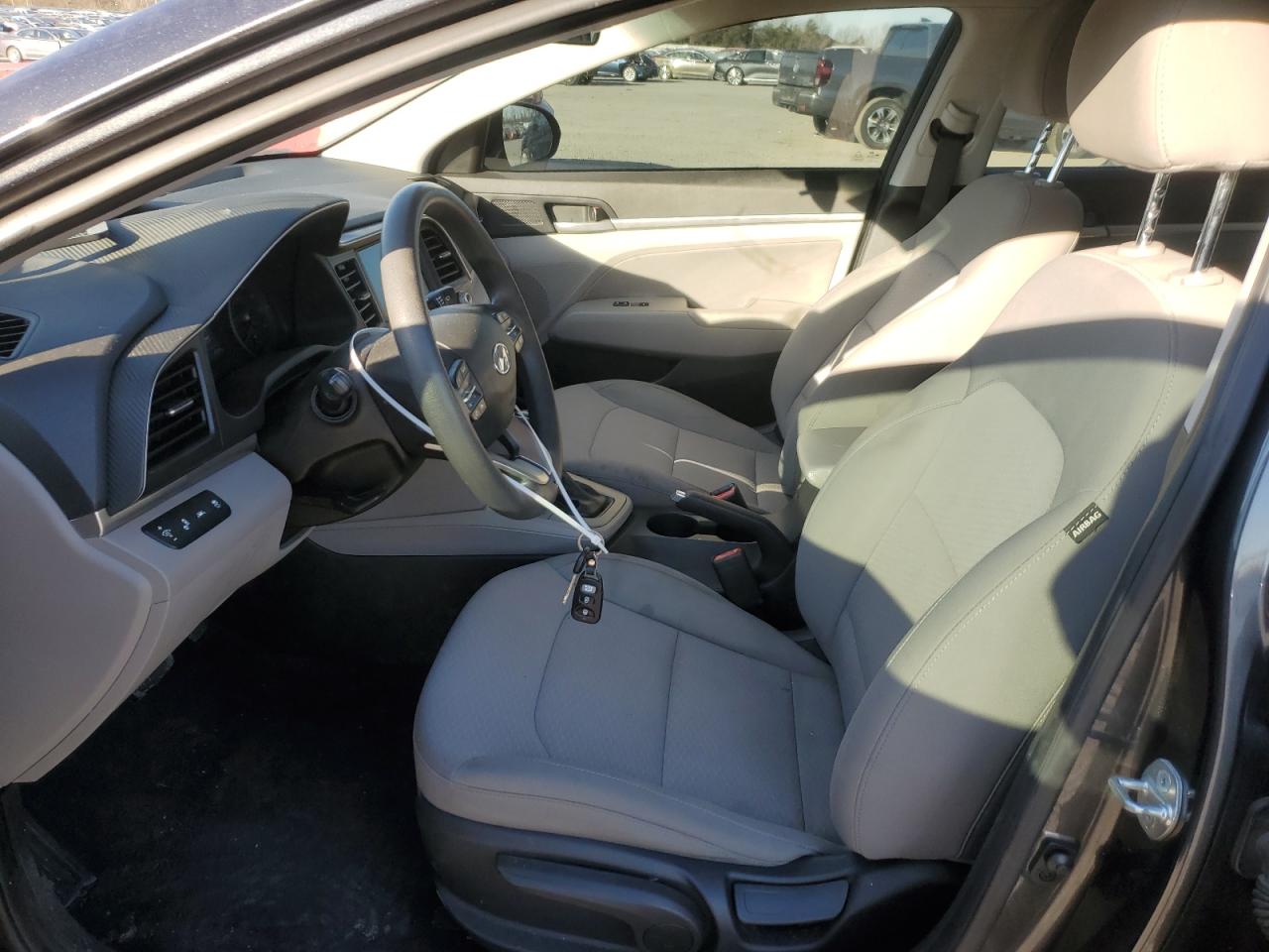 2020 Hyundai Elantra - Image 7