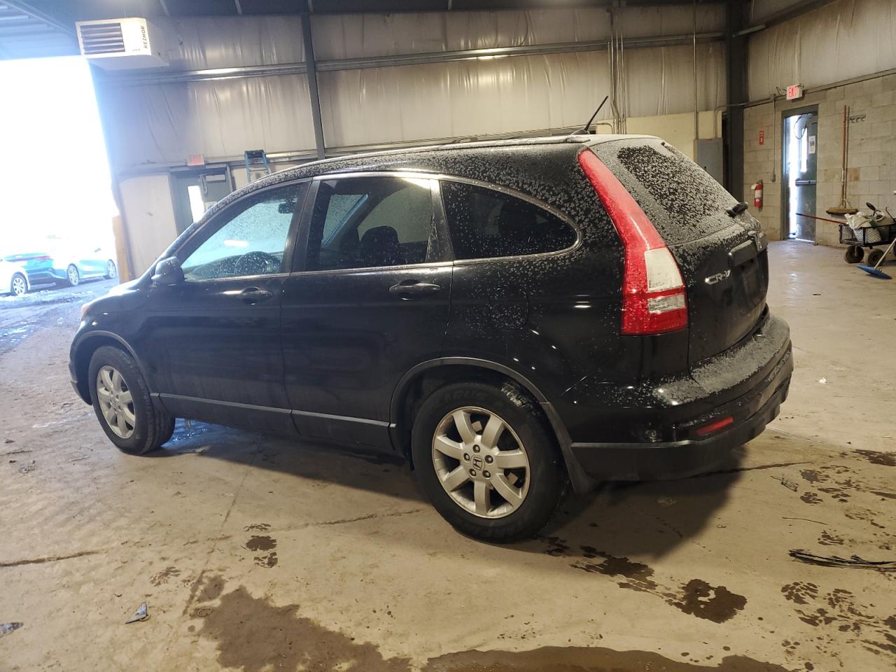 2011 Honda CR-V - Image 2