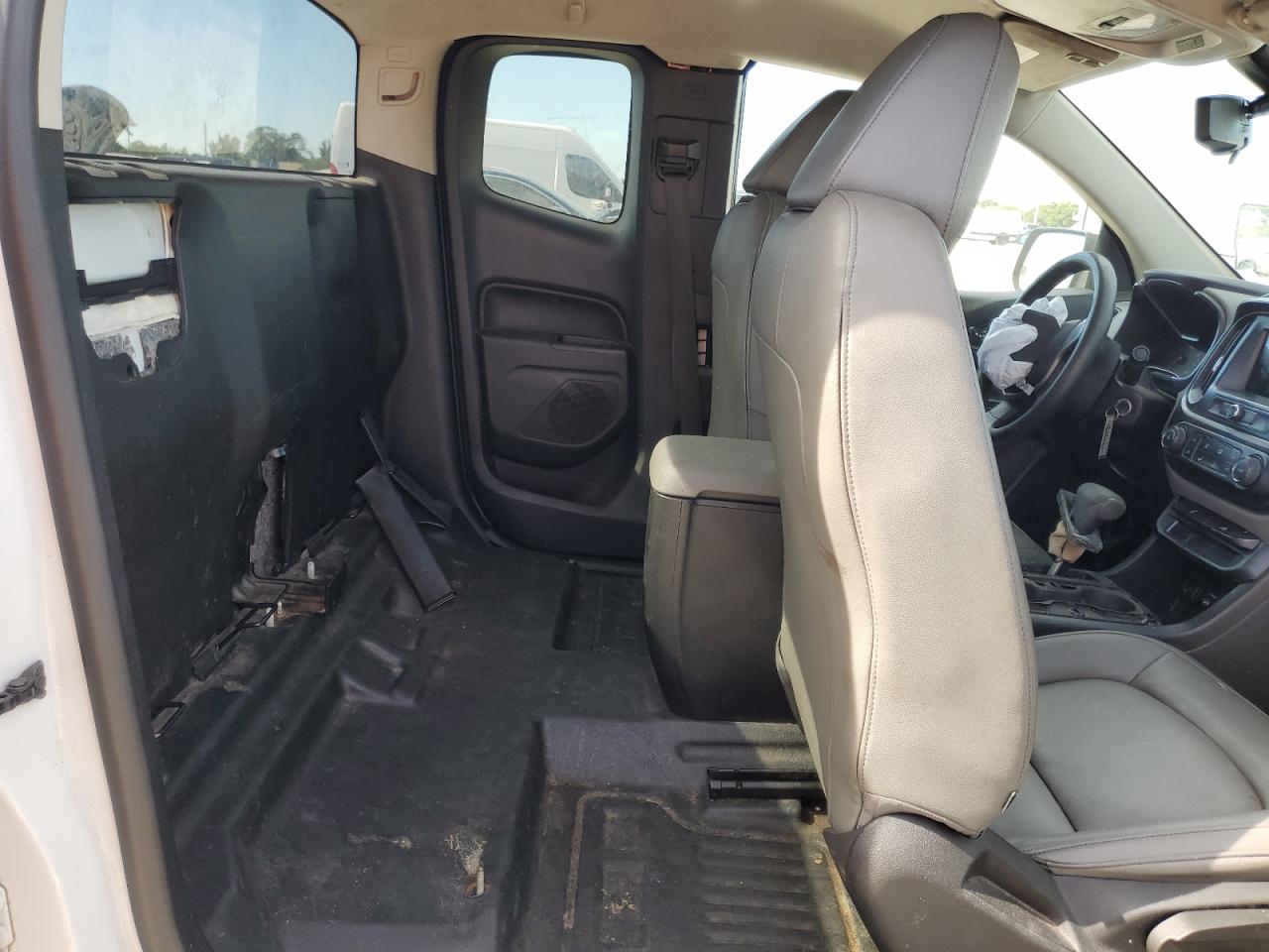 2019 Chevrolet Colorado - Image 10